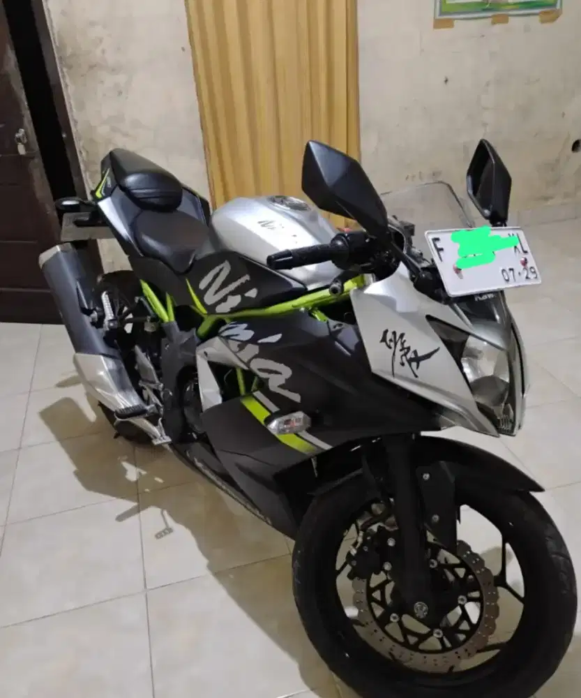 Di jual kawasaki Ninja 250cc