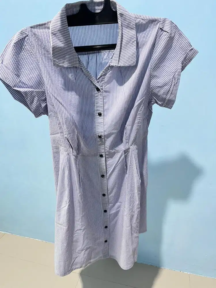 Preloved dress kancing