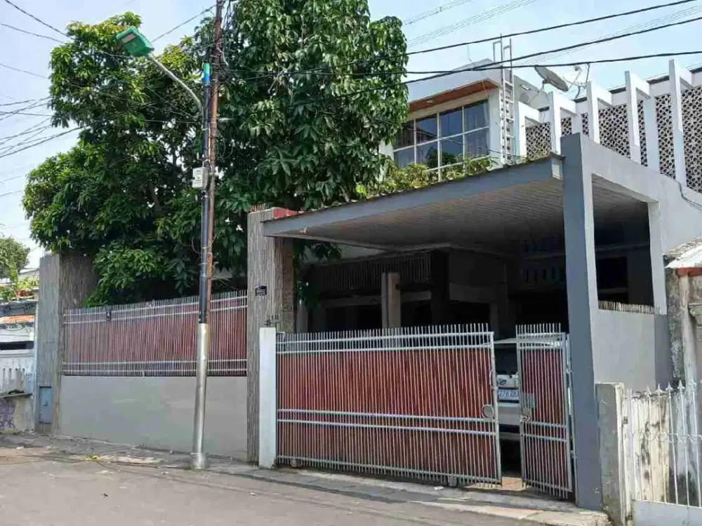 DIJUAL RUMAH MEWAH DI JAKARTA TIMUR