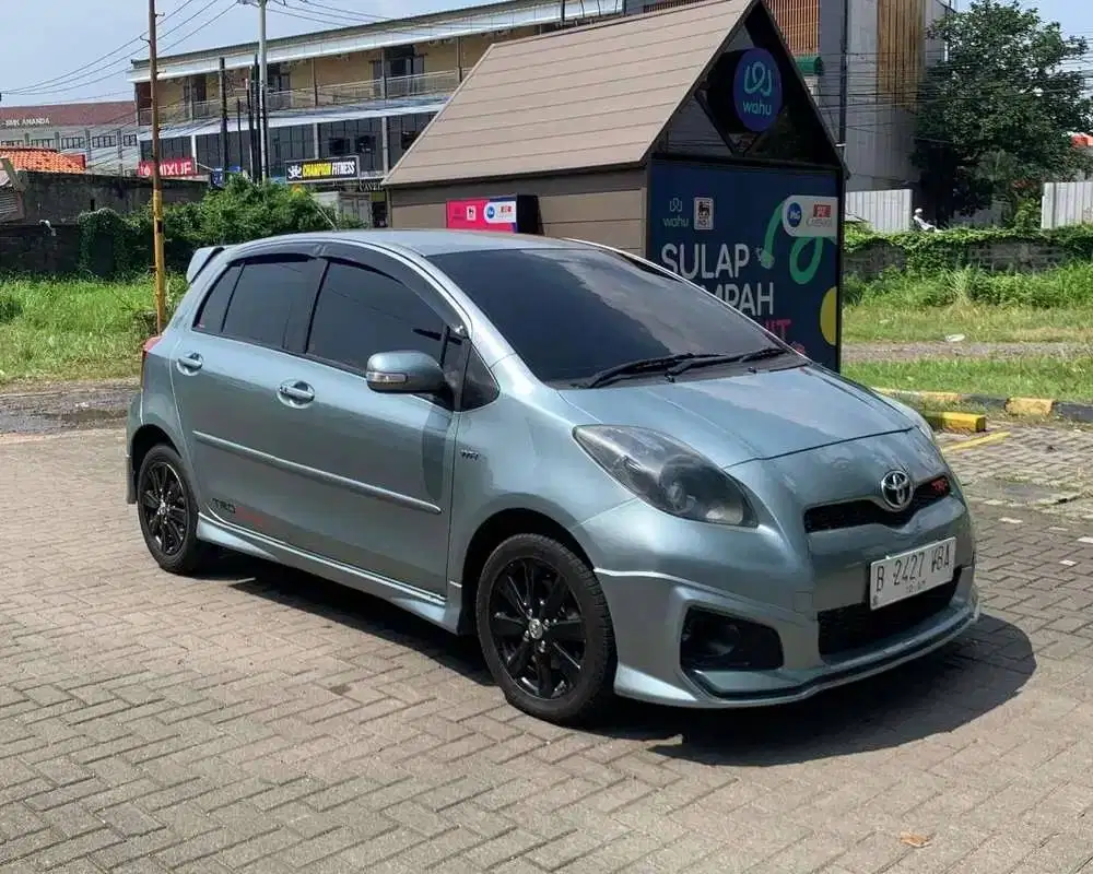 Yaris TRD Sportivo 2012 Matic – KM 120.000