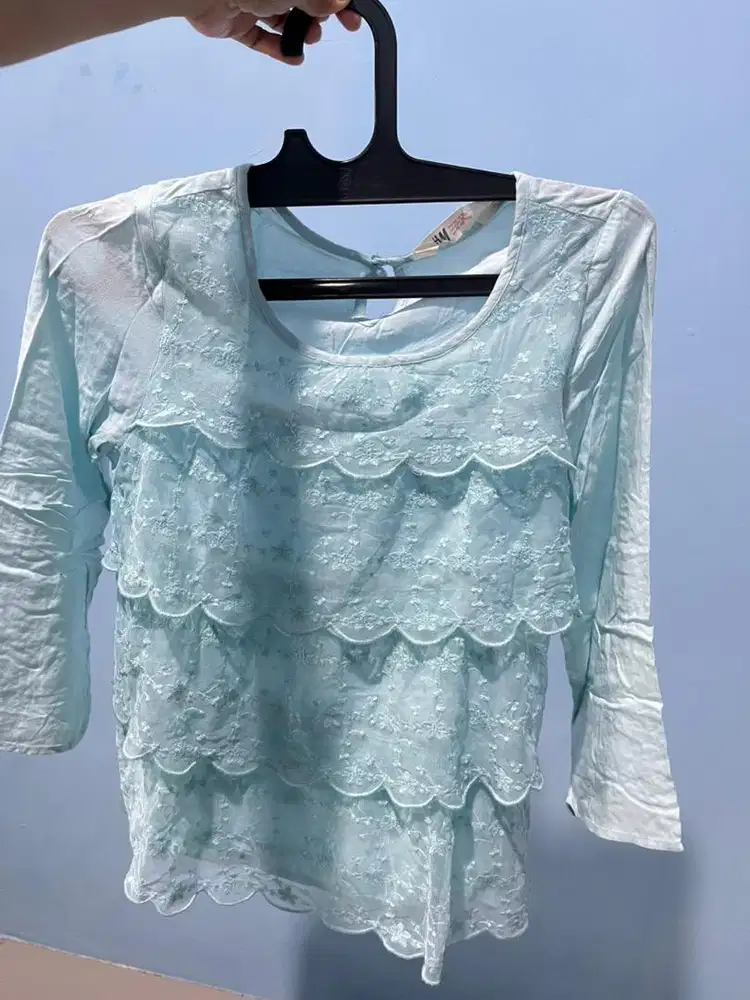 Preloved atasan brand H&M