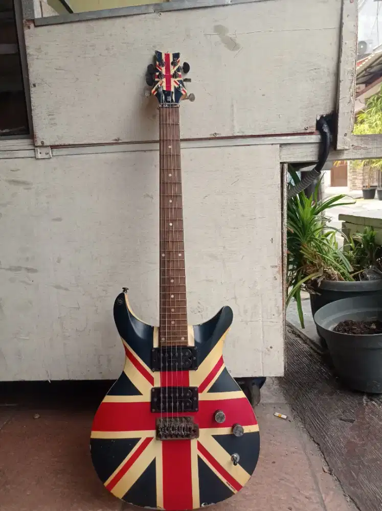 GITAR listrik bekas second