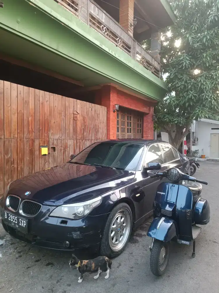 BMW E60 520i Tahun 2005