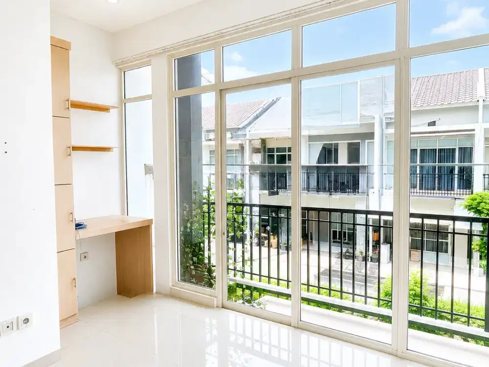 Rumah 2LT Layar Permai 4x12 48m2 2KT PIK Pantai Indah Kapuk