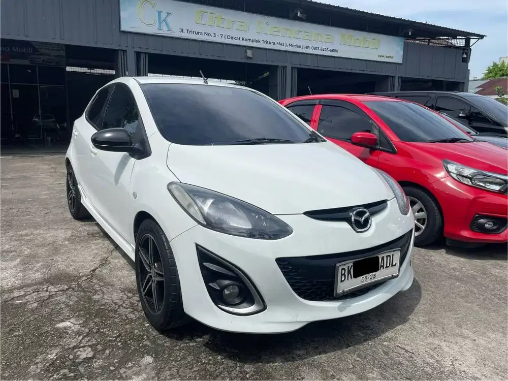 Mazda 2 R Sporty 2011