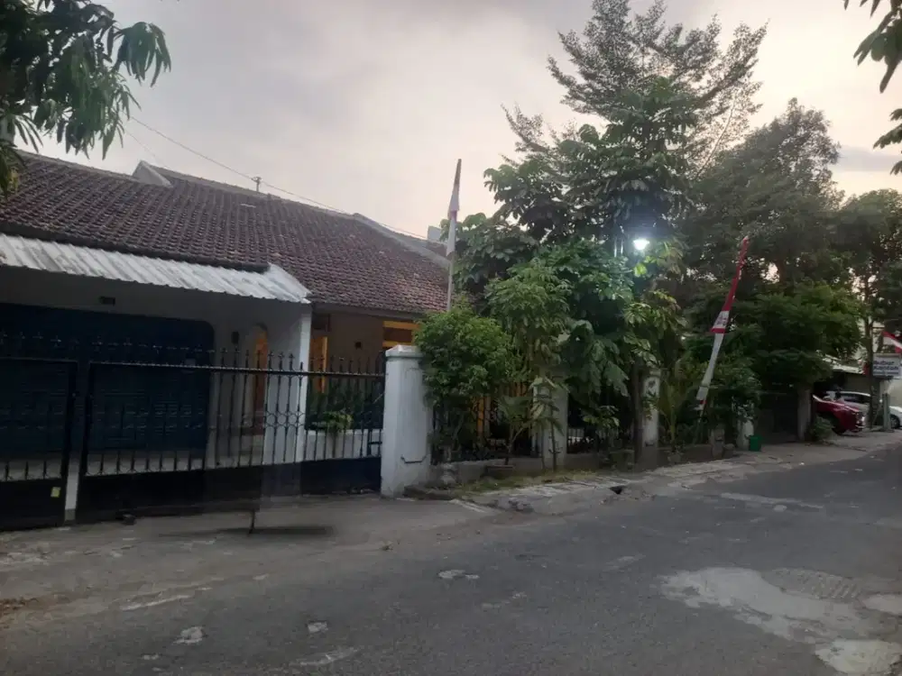 Di jual tanah murah bonus bangunan di Ring 1 kampus UGM pogung
