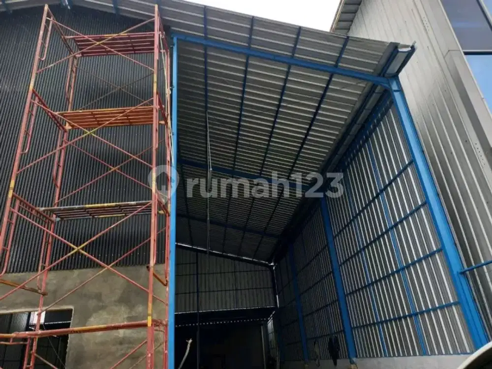 Gudang Delta Silicon, Cikarang LB 352,5 Jawa Barat