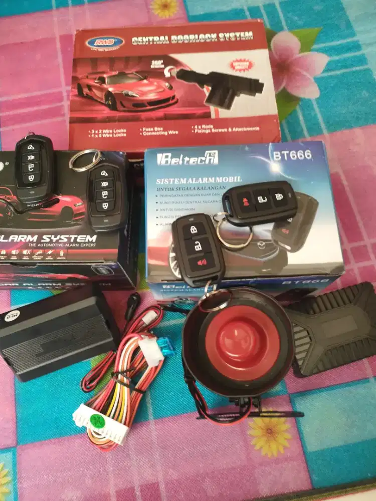 Remot alarm mobil