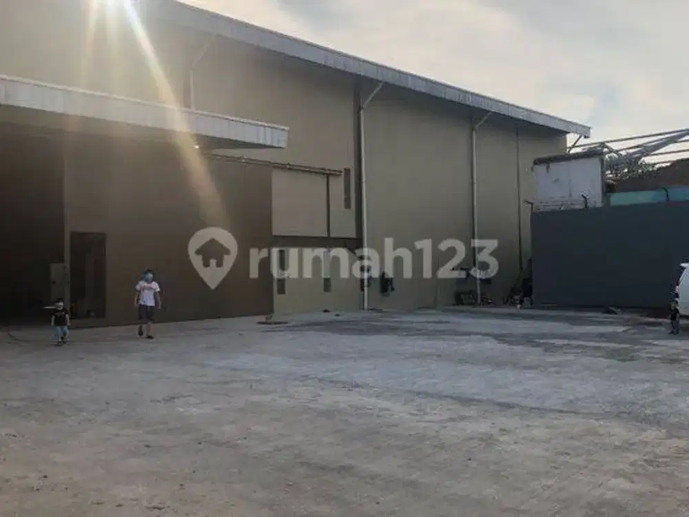 Dijual Gudang di Kapuk Kamal Raya Jakarta Barat