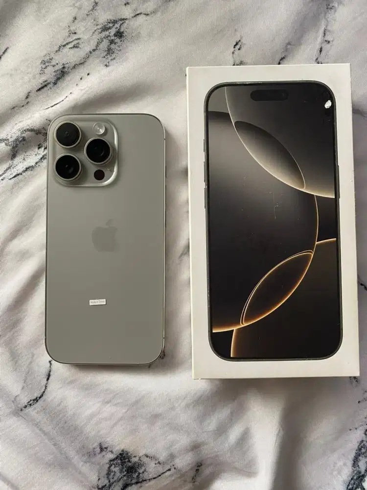 iPhone 16 Pro Natural Titanium 256gb Garansi Resmi Pemakaian 3 Bulan