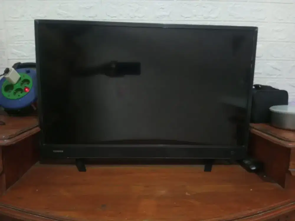 TV LED Toshiba 32
