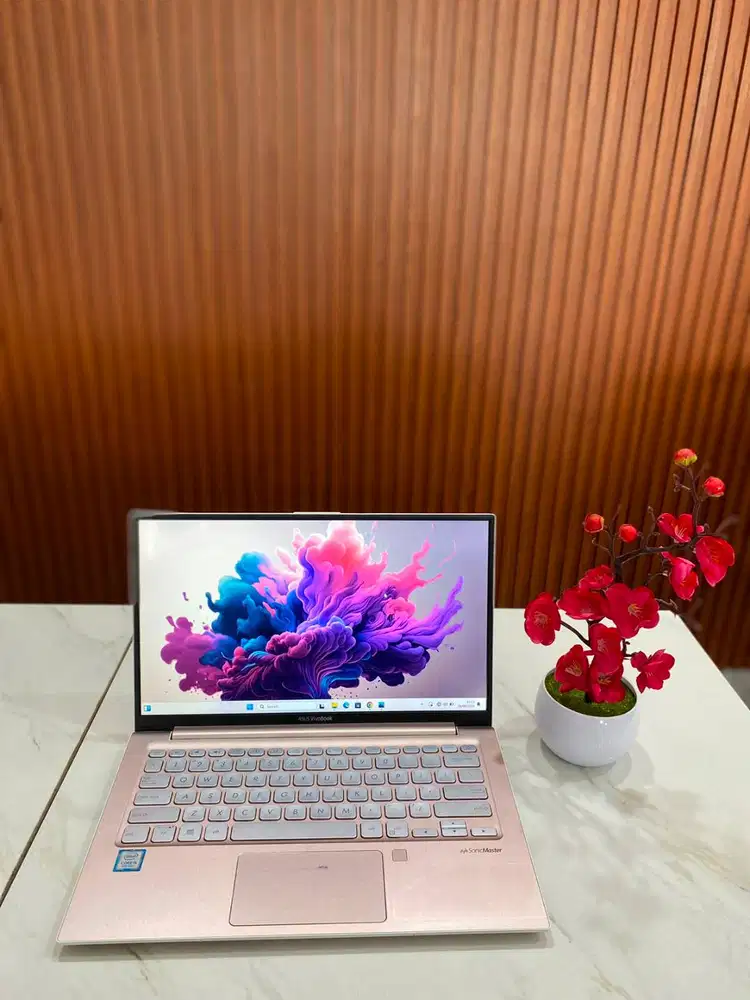 ASUS VIVOBOOK S13 PINK INTEL CORE I5-82565U RAM 4 GB SSD 256 GB INTEL