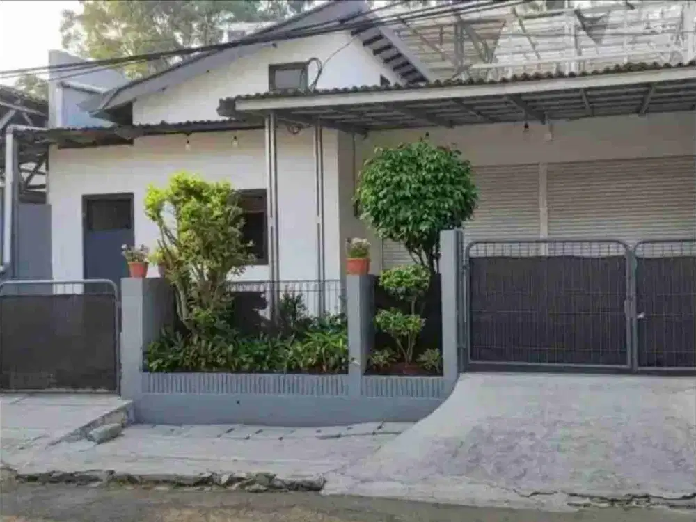 Rumah Modern dan Luas Harga Murah di Griya Loka BSD