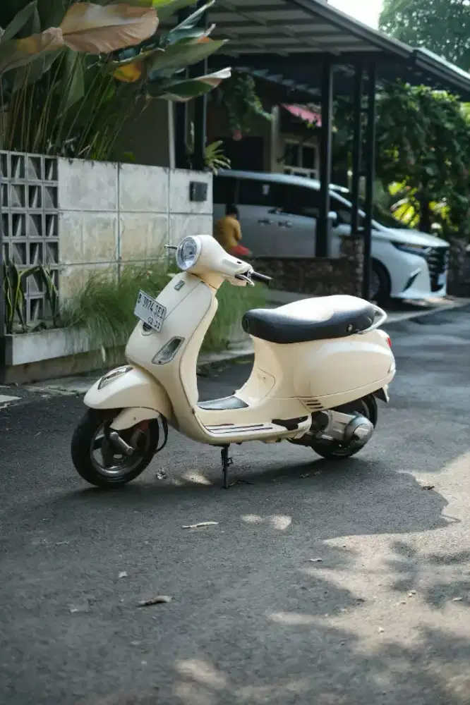 VESPA LX 150 2VIE 2012