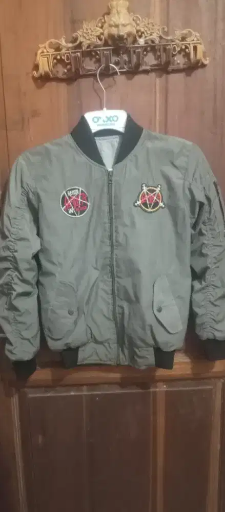 JAKET REIGN SLAYER