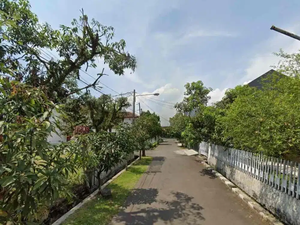 TURUN HARGA! RUMAH HITUNG TANAH AKSES STRATEGIS DI TURANGGA. SEMOGA JODOHMU!