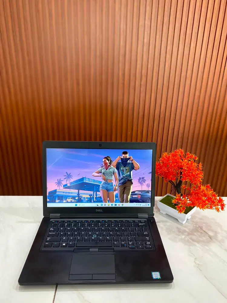 DELL LATTITUDE 5490 INTEL CORE I7-8650U RAM 16 GB SSD 512 GB INTEL UHD