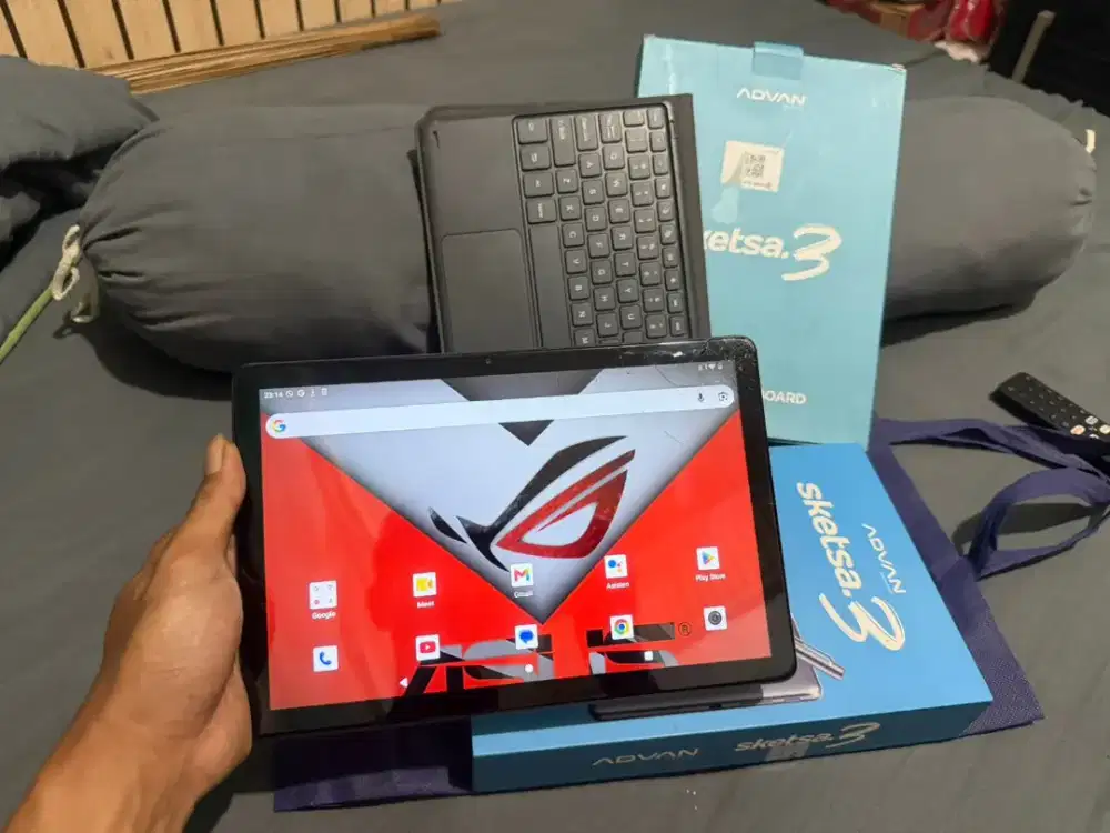 Tablet Advan Sketsa 6/128 + keyboard kondisi retak PAMULANG UNPAM