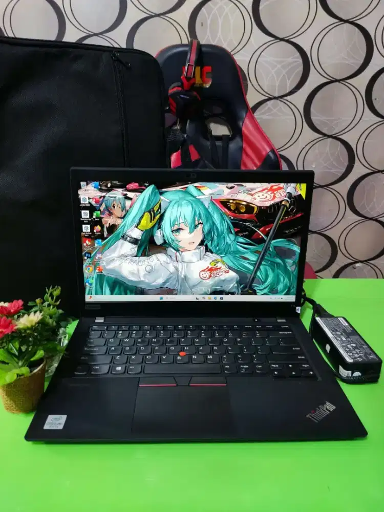 Lenovo Thinkpad T14s  V33 TOUCHSCREEN  GEN 10  [RAM 16GB/SSD 256GB ]