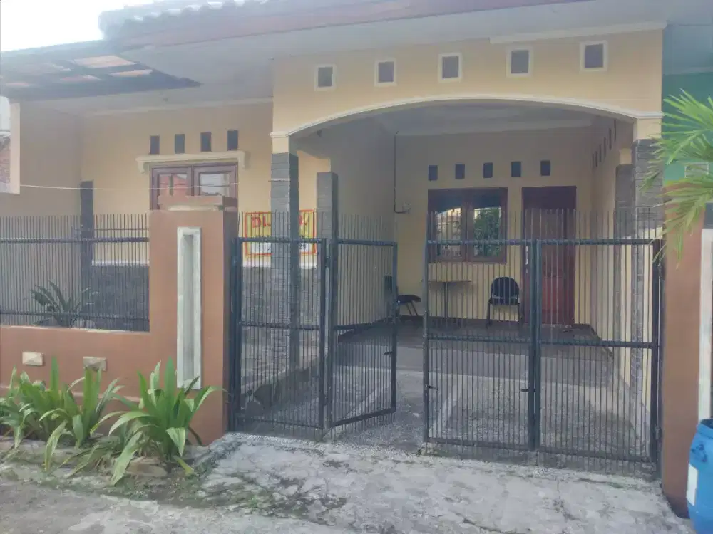 DISEWAKAN RUMAH SIAP HUNI
