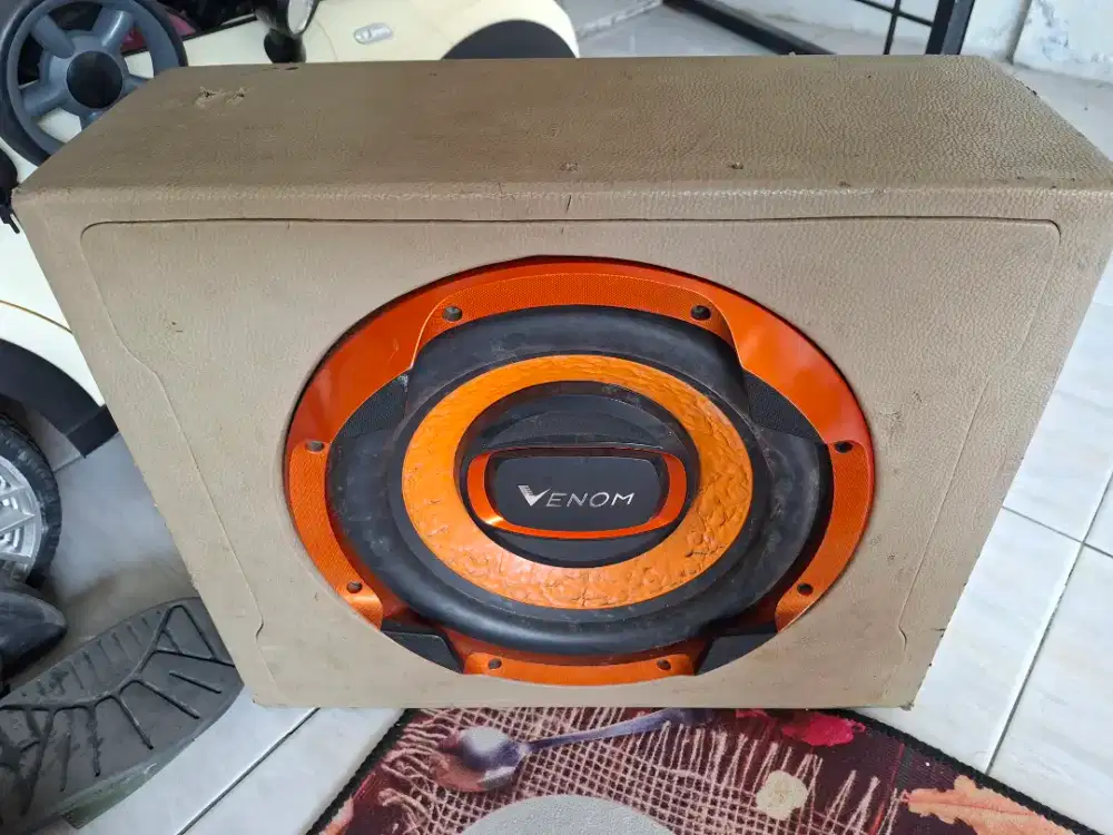 Subwoofer venom turbo 12 inch dan power 4 channel venom virus