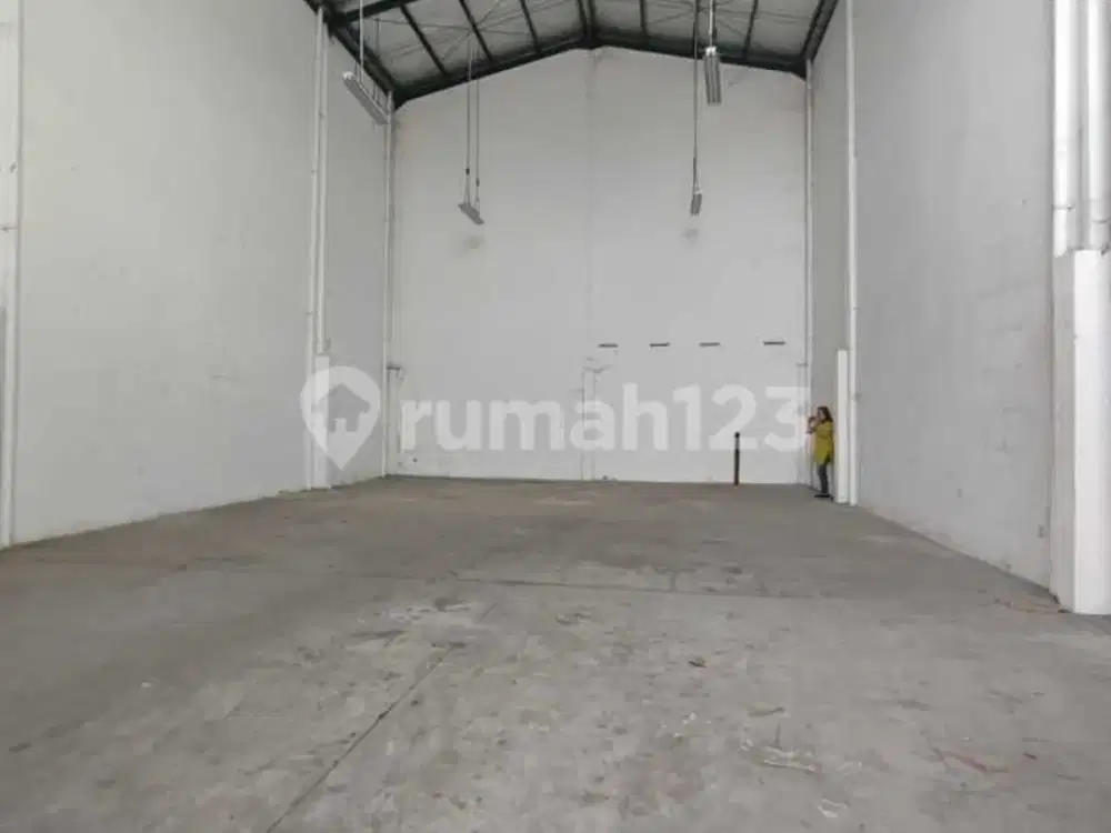 Gudang Bizz Park Daan Mogot, Jakarta Barat