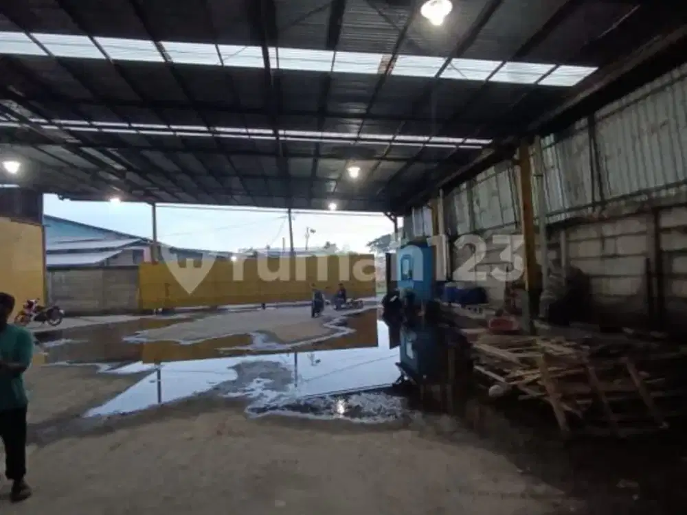Dijual Gudang di Kavling Dpr Cipondoh Tangerang