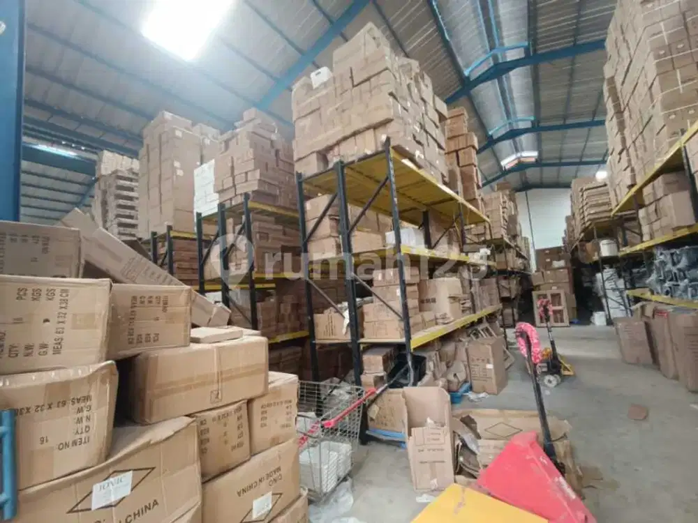 Gudang Cipondoh, Kav Dpr Blok C Luas 1600