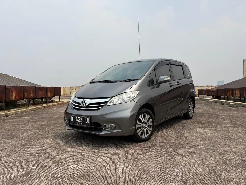 Honda Freed Type E PSD AT Matic 2013