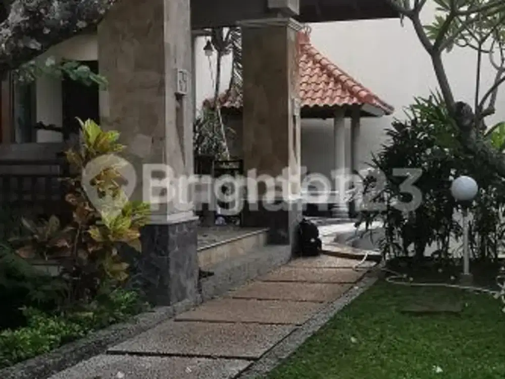 RUMAH SEMI VILLA MODERN KLASIK