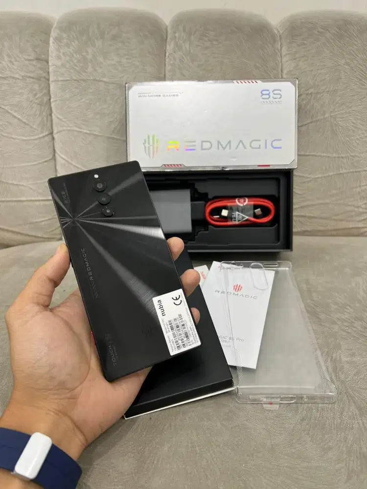 Nubia Red Magic 8s Pro 12/256 OPEN BOX GARANSI BELUM AKTIF RESMI