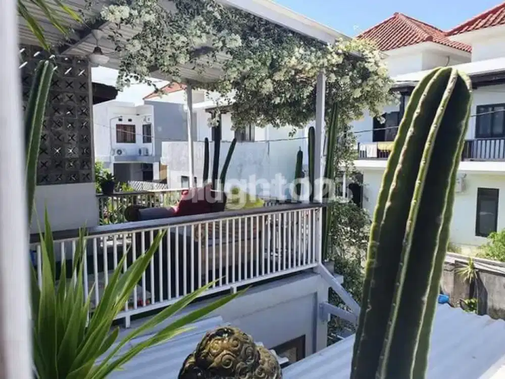 VILLA MURAH FULL FURNISHED EXCLUSIVE LOKASI DI RENON