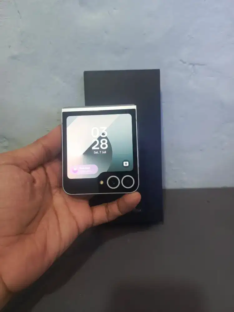 SAMSUNG Z FLIP 6 5G RAM 12/512GB ORIGINAL SEIN MULUS NORMAL FULLSHET