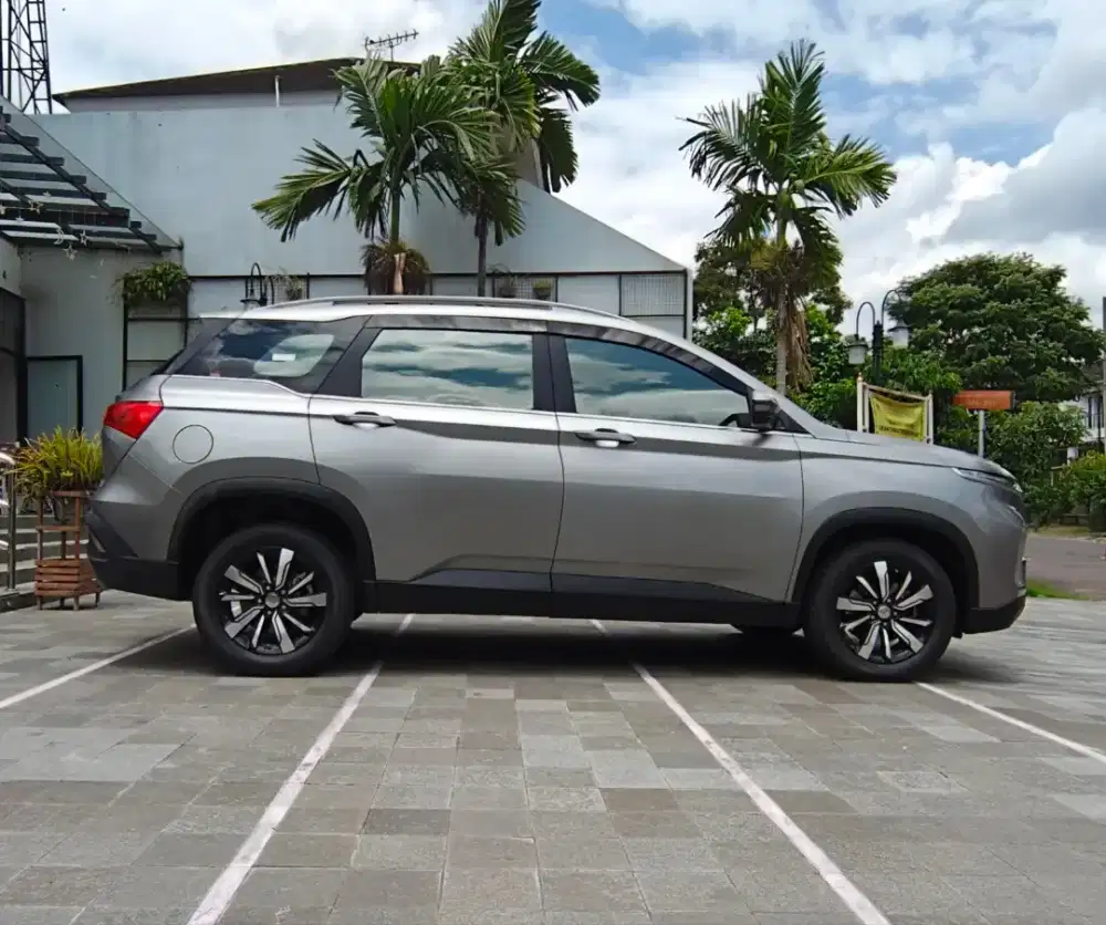 Km 39rb ASLI  |  Wuling Almaz 1.5 L T Lux+ Cvt Turbo