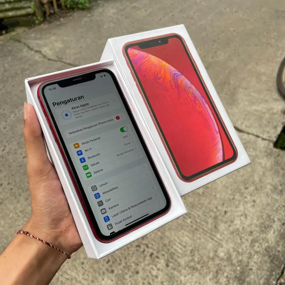 iPhonee Xr 128 inter
