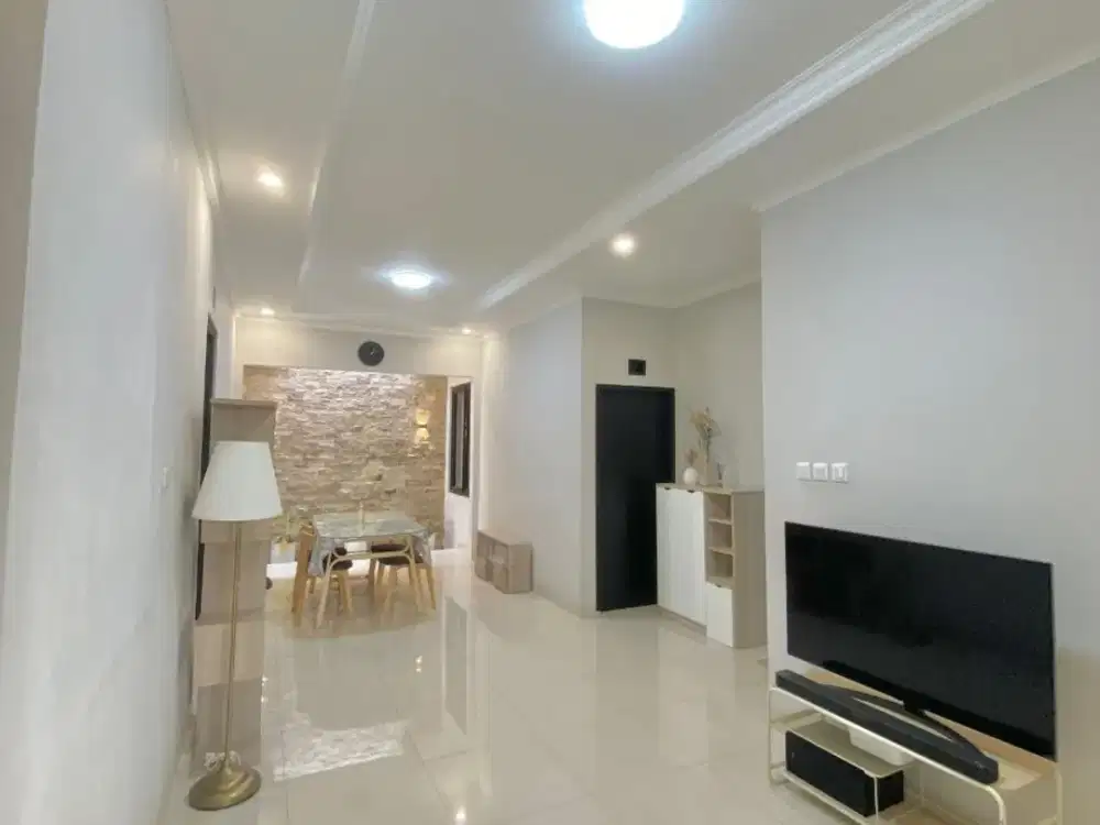 Dijual Rumah Premium Furnished di De Marakesh – Posisi Hook, Siap Huni