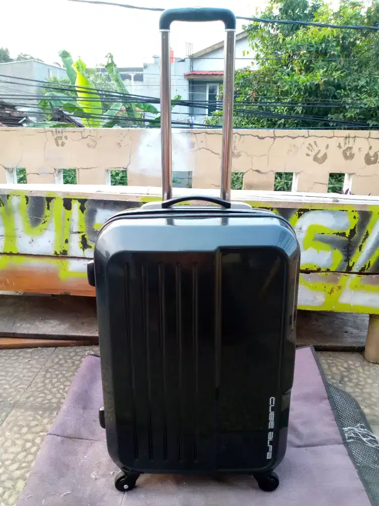 American TOURISTER by Samsonite size 25inch