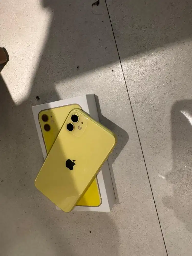 Iphone 11 128gb tunggu barang bagus