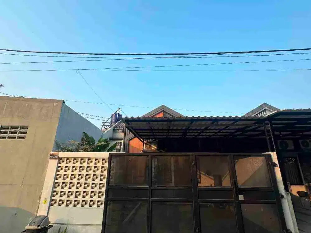 Di jual rumah sudah full renovasi bebas banjir. Harvest City Cileungsi Bogor