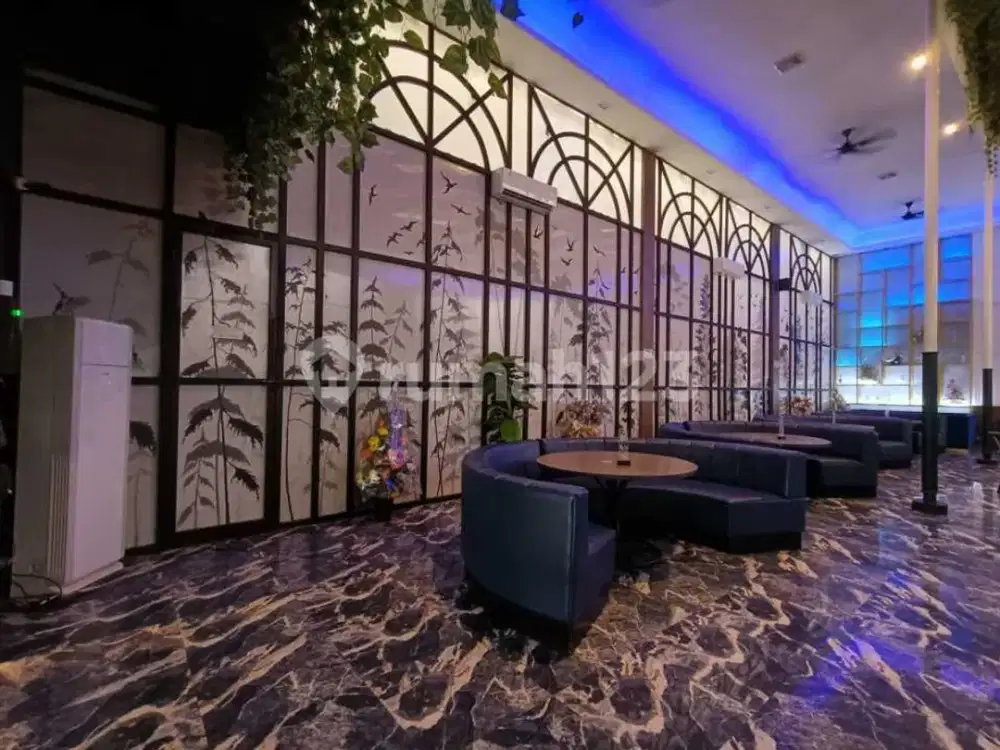 Ruang Usaha Mewah Eks Resto dan Bar Siap Buka Usaha Jebres Solo