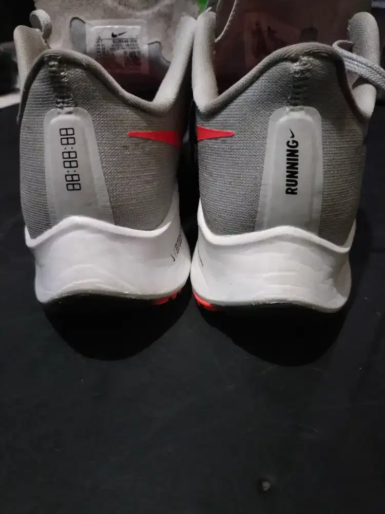 Jual sepatu Nike Air zoom pegasus 37
