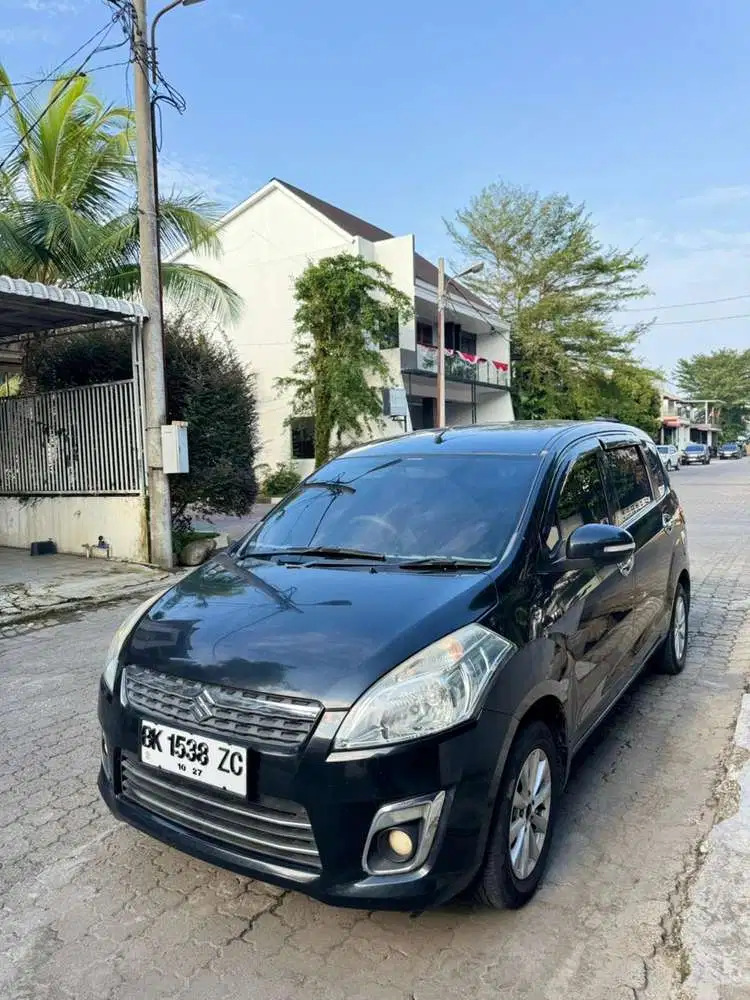 Suzuki Ertiga GX ( Type tertinggi)
