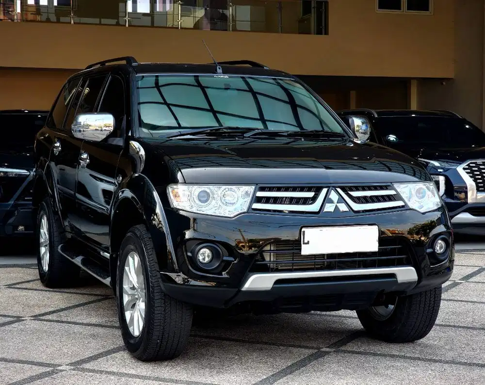 KM 30 RB MITSUBISHI PAJERO SPORT EXCEED FACELIFT PK 2014 BLACK