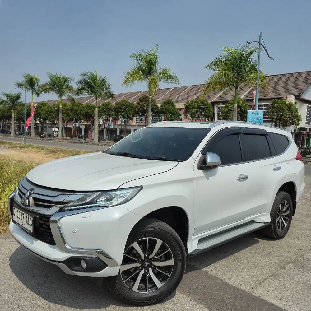 Pajero Sport Dakar 4x2 Sunroof AT Full Set 2019