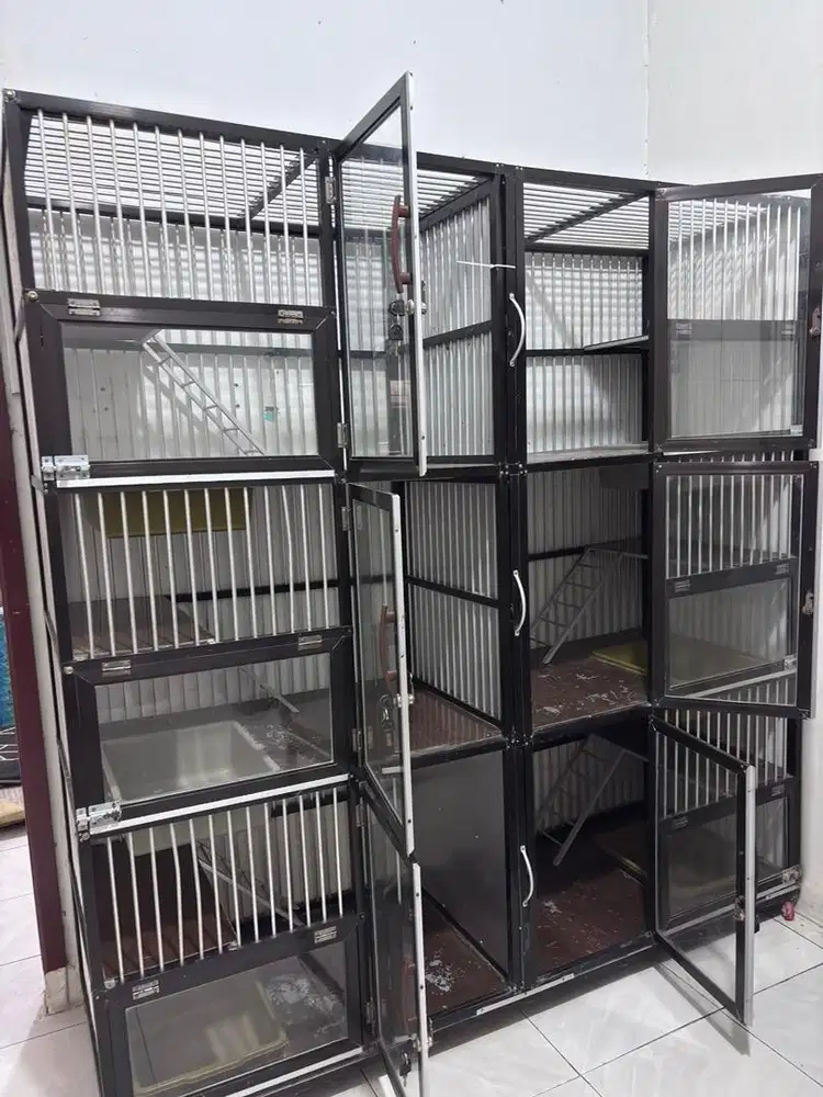 Kandang kucing 6 pintu