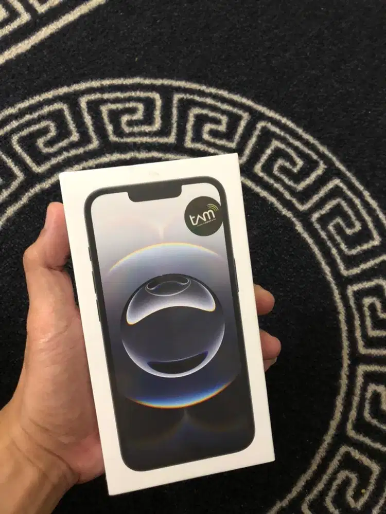 iPhone 16e Hitam 128GB Segel