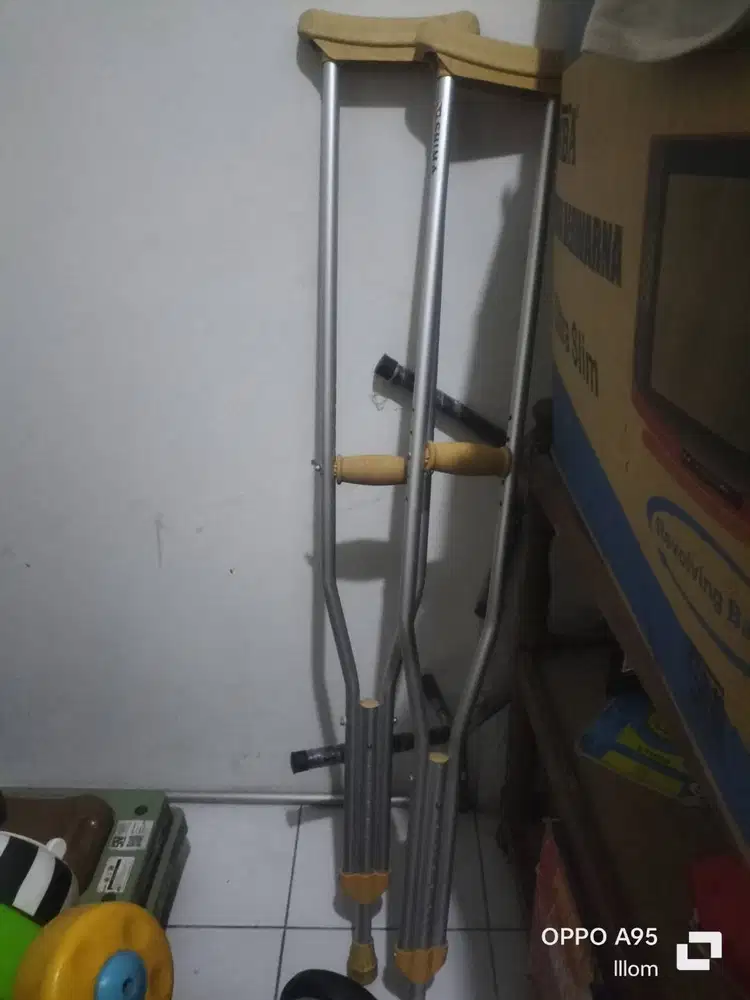 tongkat ketiak merk shimo