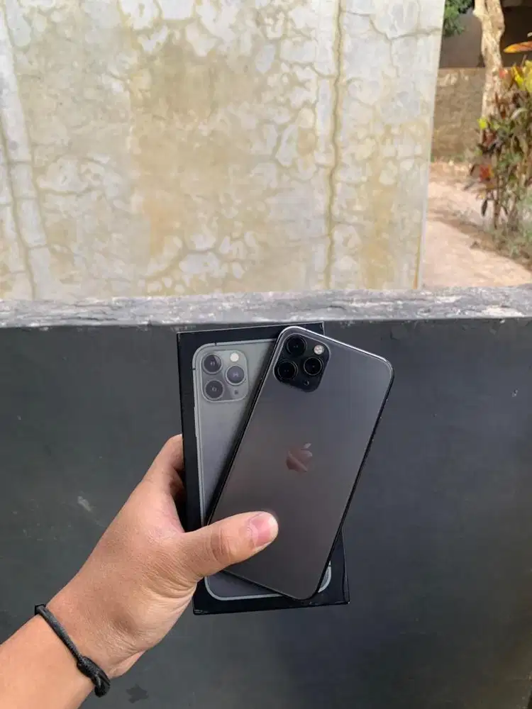 Iphone 11 pro 64 like new alloperator