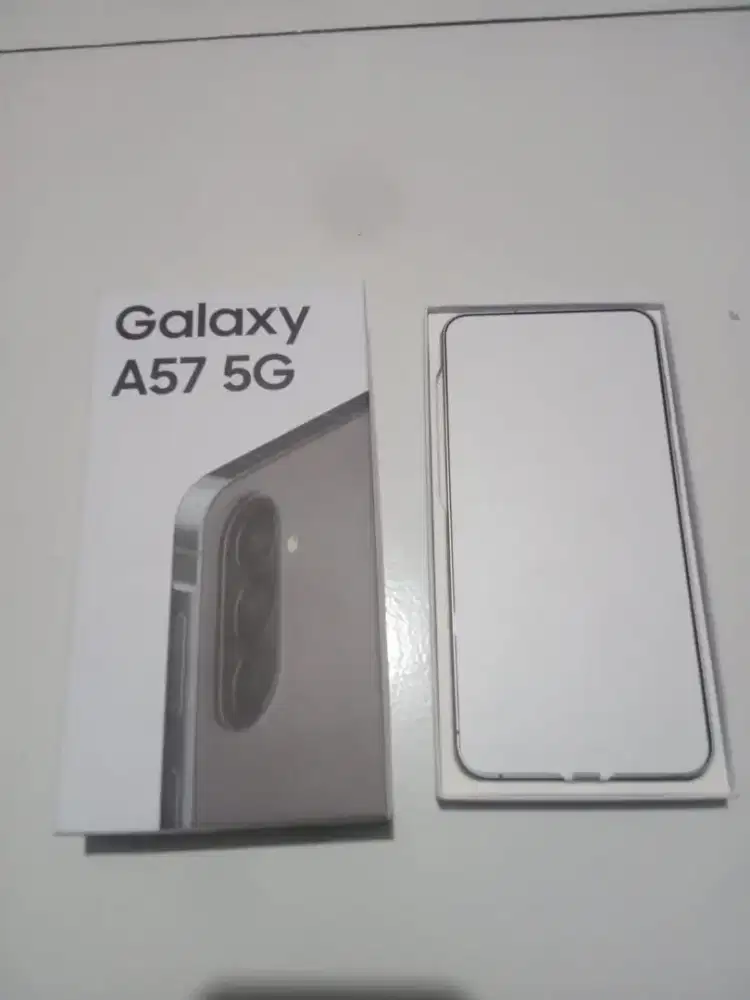 Jual Cepat Samsung A57 5G 8/256 belum pernah di pake baru buka box