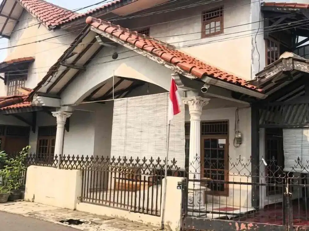 Rumah LT 142 M² di Komplek Balai Pustaka Rawamangun